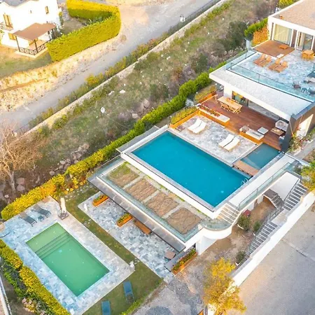 Marinhill Orange High Luxury Villa