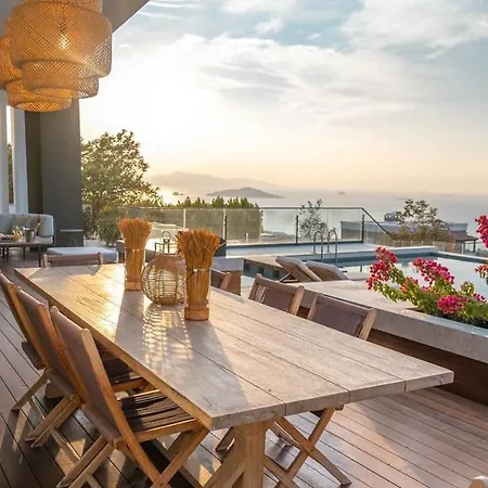 Marinhill Orange High Luxury Villa